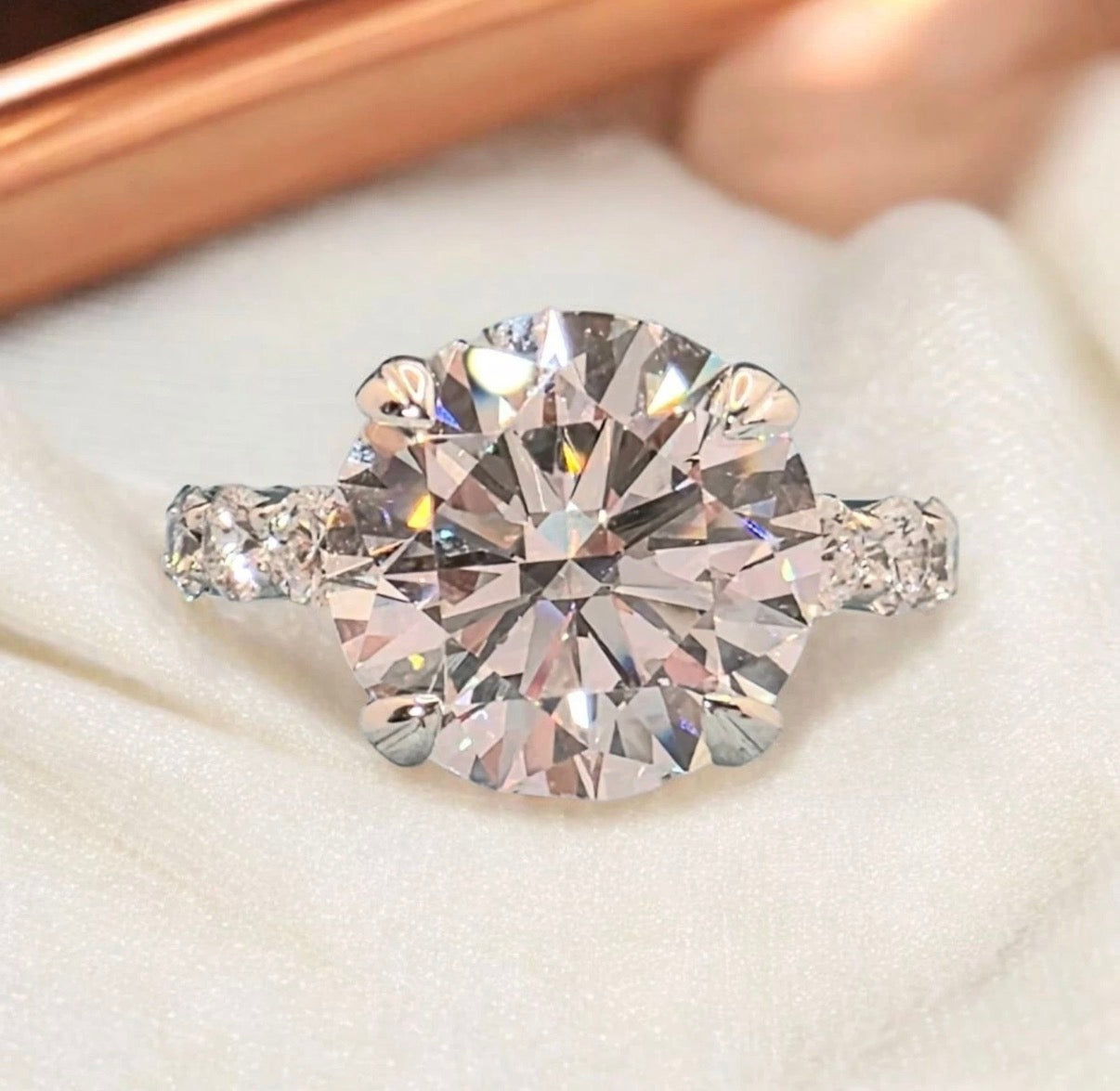 5.00 CTTW Round Lab Grown Diamond Engagement Ring 4CT IGI Certified E VS1 14K Gold
