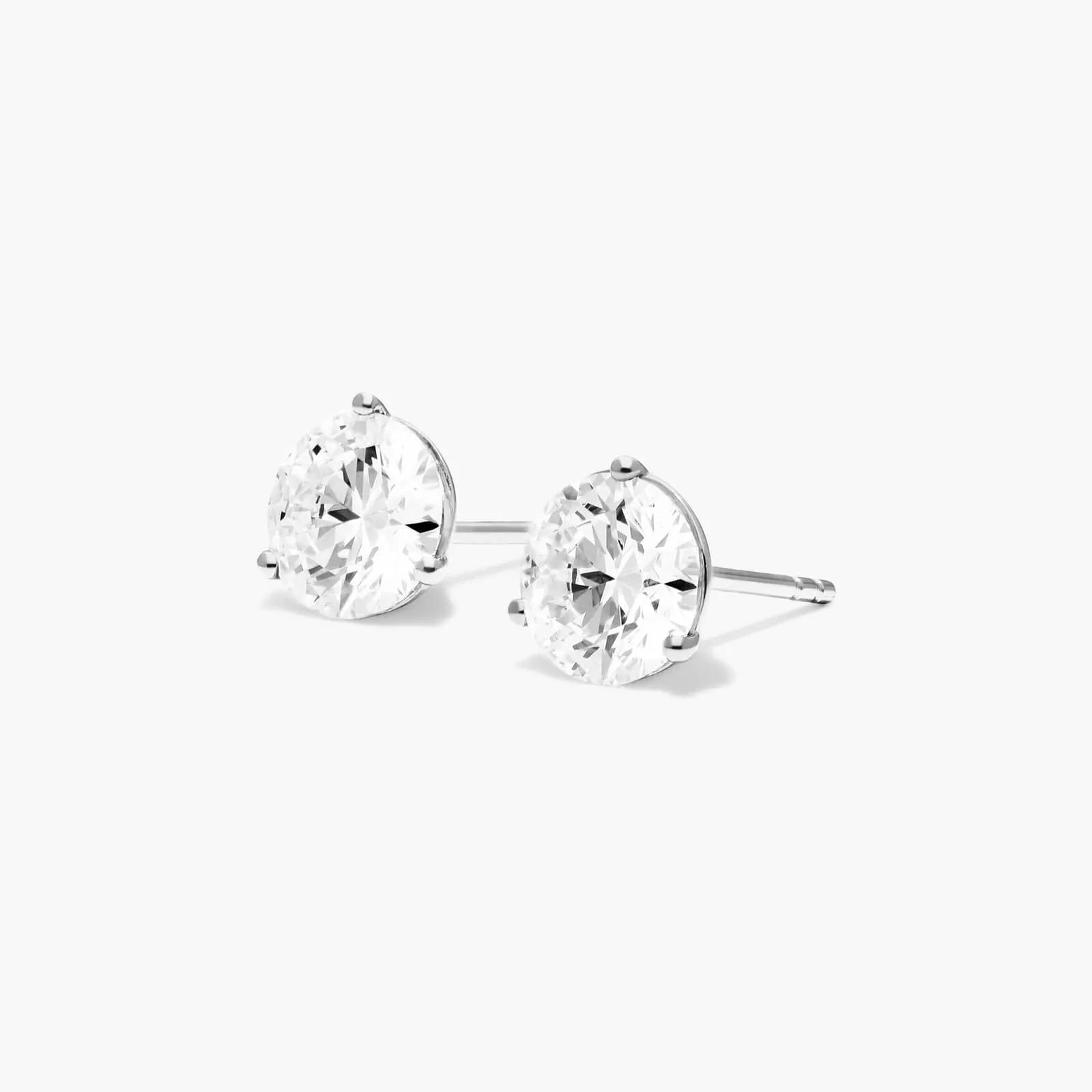 2.00 Ct D VVS2 Lab Grown Diamond Stud Earrings 14K Gold Push Backs – IGI Certified