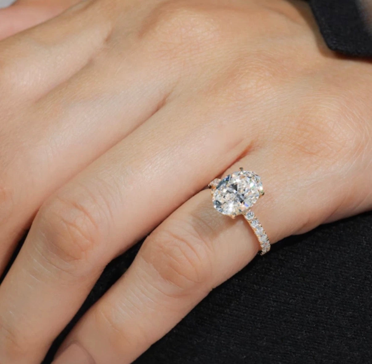 3.00 Carat Oval Cut Lab-Grown Diamond Engagement Ring in 14k solid Yellow White or rose Gold (IGI Certified)

The Luxury Look You Want. The Value You Deserve.