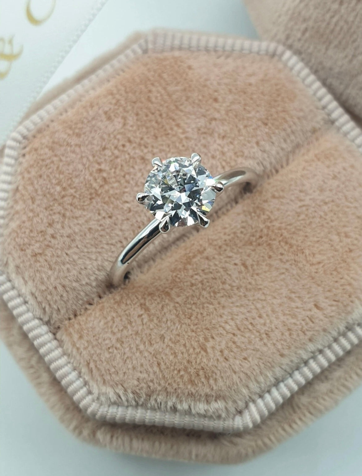 Lab Grown 1.00 Carat Round cut IGI Certified Diamond 14K Gold Six Prong Wedding Ring D VS1