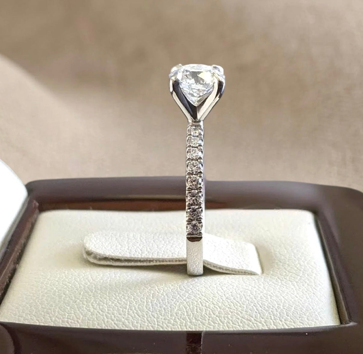 3.55 carat Round Cut IGI Certified Lab Grown Diamond Engagement Ring VVS2 E White Gold 14k