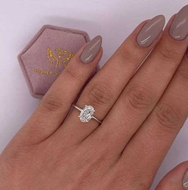 1.00 Ct F VS1 Oval Cut Solitaire Lab Grown Diamond Ring IGI Certified 14 Gold
