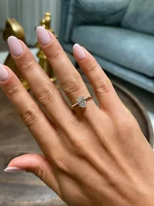 IGI Certified 1.50 CT E/VS1 Oval Cut Lab Grown Diamond Engagement Ring 14K Gold